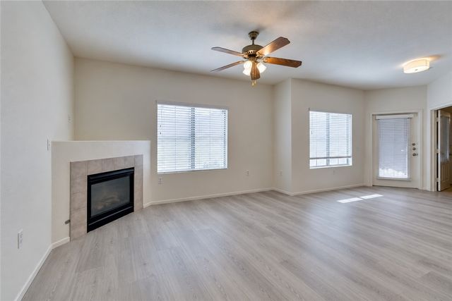 10245 South Maryland Parkway 133, Las Vegas, NV 89183