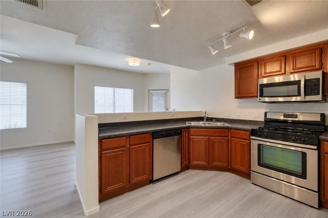 10245 South Maryland Parkway 133, Las Vegas, NV 89183