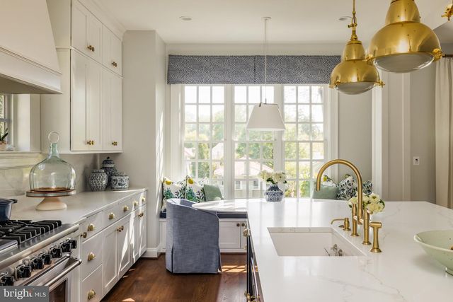 3300 NEWARK ST NW, Washington, DC 20008