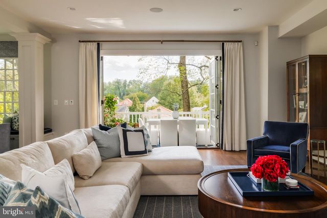 3300 NEWARK ST NW, Washington, DC 20008