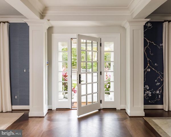 3300 NEWARK ST NW, Washington, DC 20008