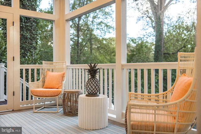 3300 NEWARK ST NW, Washington, DC 20008