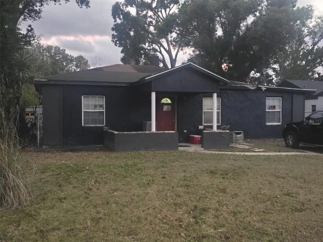 3908 W PINE STREET, Tampa, FL 33607