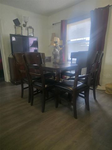 3908 W PINE STREET, Tampa, FL 33607