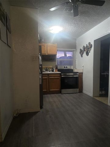 3908 W PINE STREET, Tampa, FL 33607