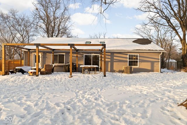 5823 Lakeland Drive, Indianapolis, IN 46220