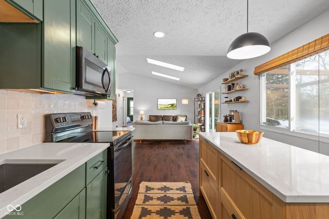 5823 Lakeland Drive, Indianapolis, IN 46220