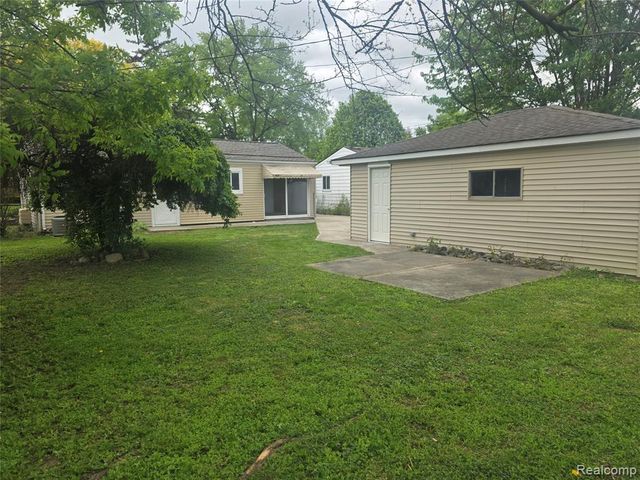 32126 Harvard Street, Westland, MI 48186