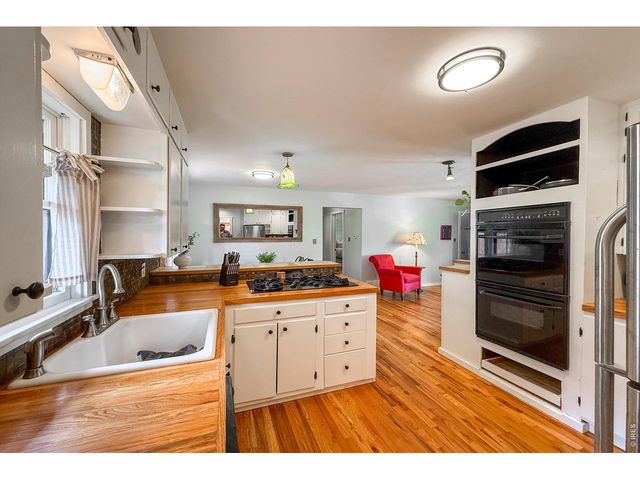 760 Francis St, Longmont, CO 80501
