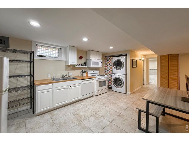 760 Francis St, Longmont, CO 80501