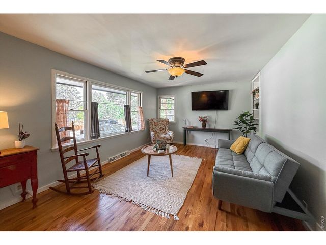 760 Francis St, Longmont, CO 80501
