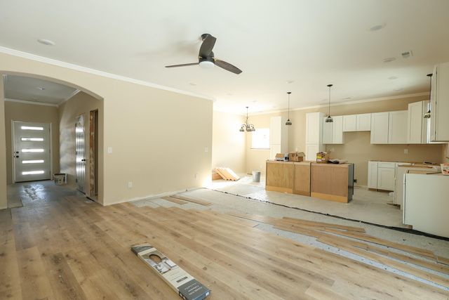 1817 RHONDA COURT, Moberly, MO 65270