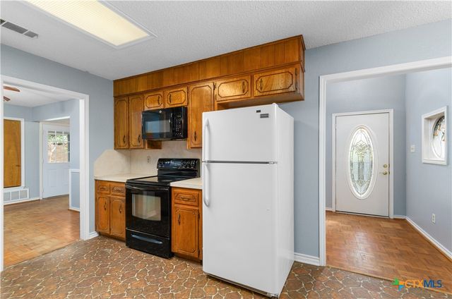 1606 Cedar Oaks Lane, Harker Heights, TX 76548