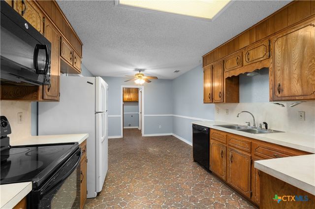 1606 Cedar Oaks Lane, Harker Heights, TX 76548