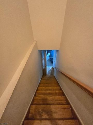 240 Sherman Ave, Newark City, NJ 07114