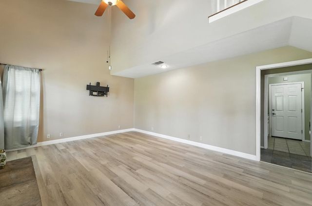 834 Cedar Ridge Dr, Turlock, CA 95382