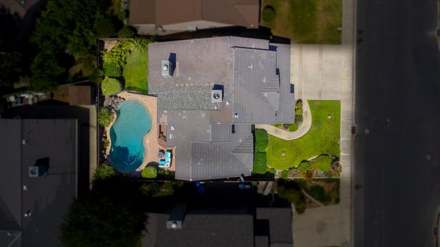 834 Cedar Ridge Dr, Turlock, CA 95382