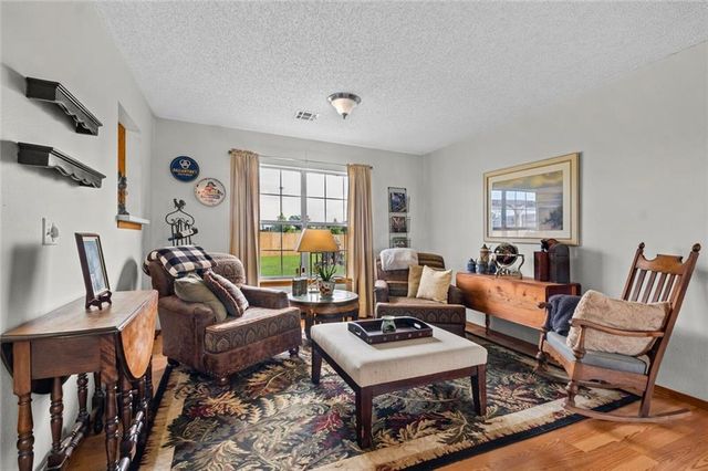 821 N 12th Terrace, Rogers, AR 72756