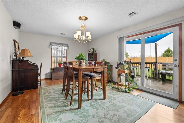 821 N 12th Terrace, Rogers, AR 72756