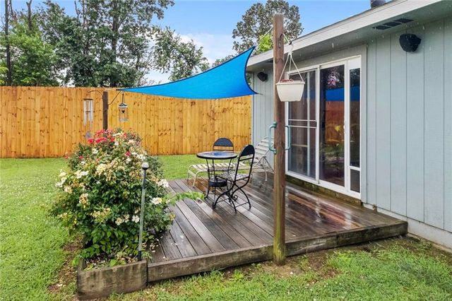 821 N 12th Terrace, Rogers, AR 72756