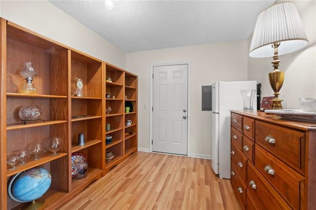 821 N 12th Terrace, Rogers, AR 72756