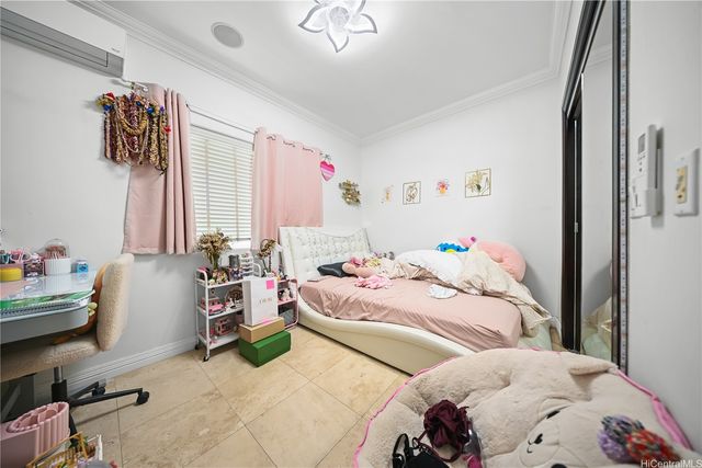 5984 Kalanianaole Highway, Honolulu, HI 96821
