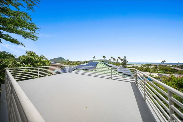 5984 Kalanianaole Highway, Honolulu, HI 96821