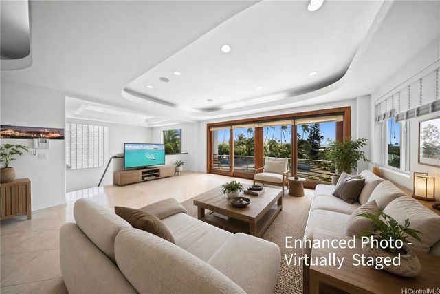 5984 Kalanianaole Highway, Honolulu, HI 96821