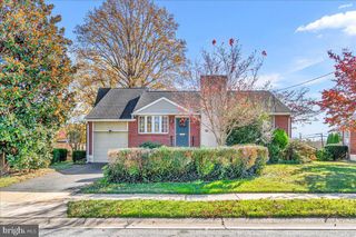 2206 DOWNING LN, Wilmington, DE 19804