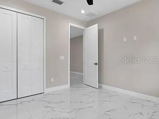 2835 60TH AVENUE N, St Petersburg, FL 33714