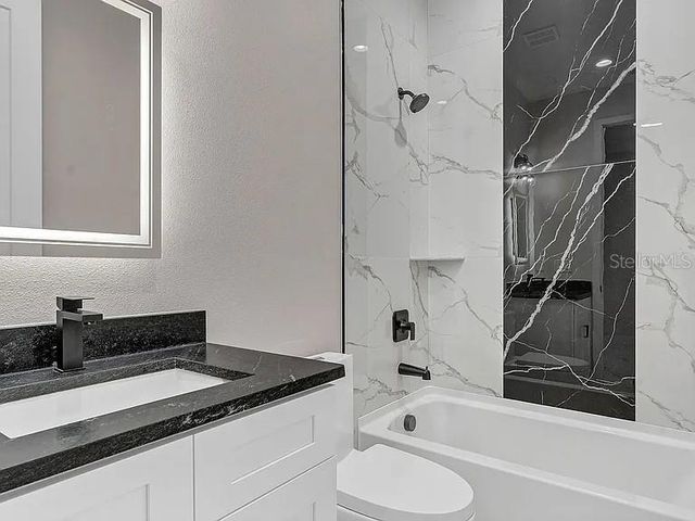 2835 60TH AVENUE N, St Petersburg, FL 33714