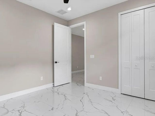 2835 60TH AVENUE N, St Petersburg, FL 33714