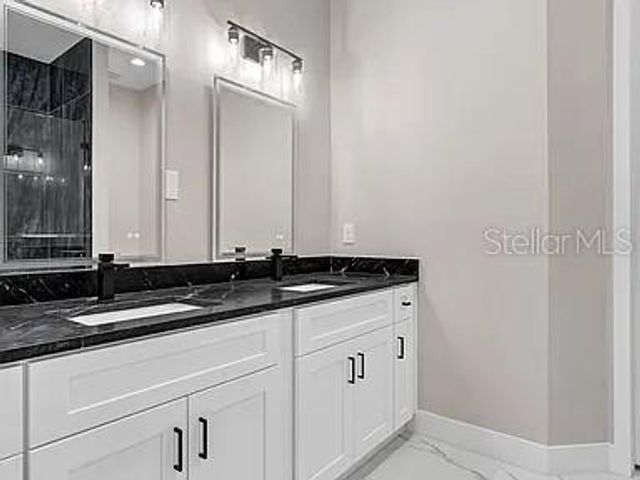 2835 60TH AVENUE N, St Petersburg, FL 33714