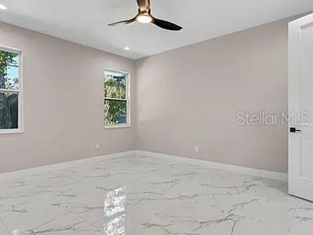 2835 60TH AVENUE N, St Petersburg, FL 33714