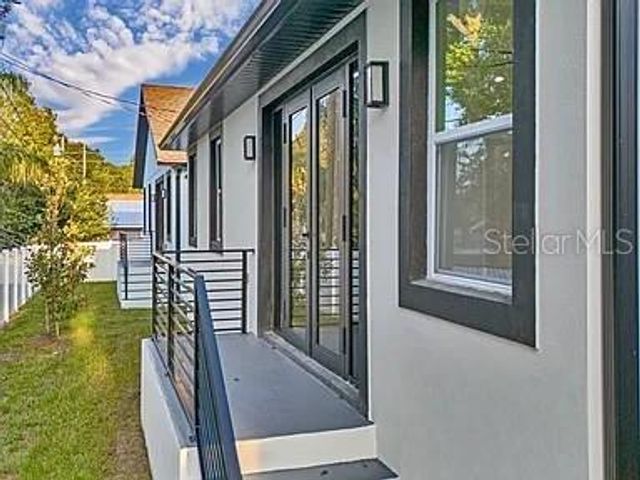 2835 60TH AVENUE N, St Petersburg, FL 33714