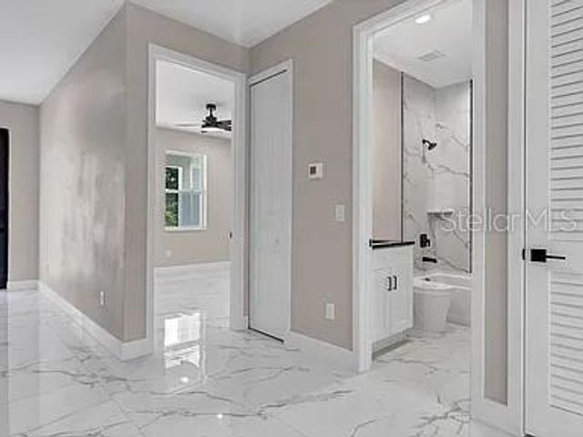 2835 60TH AVENUE N, St Petersburg, FL 33714