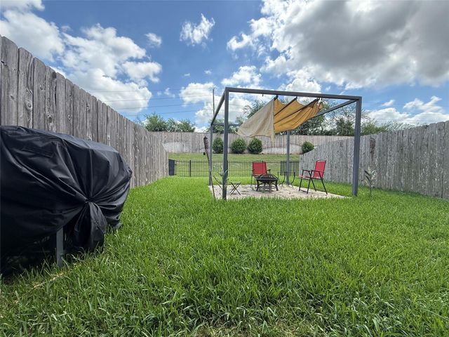 3321 Harvest Meadow Lane, Rosenberg, TX 77471