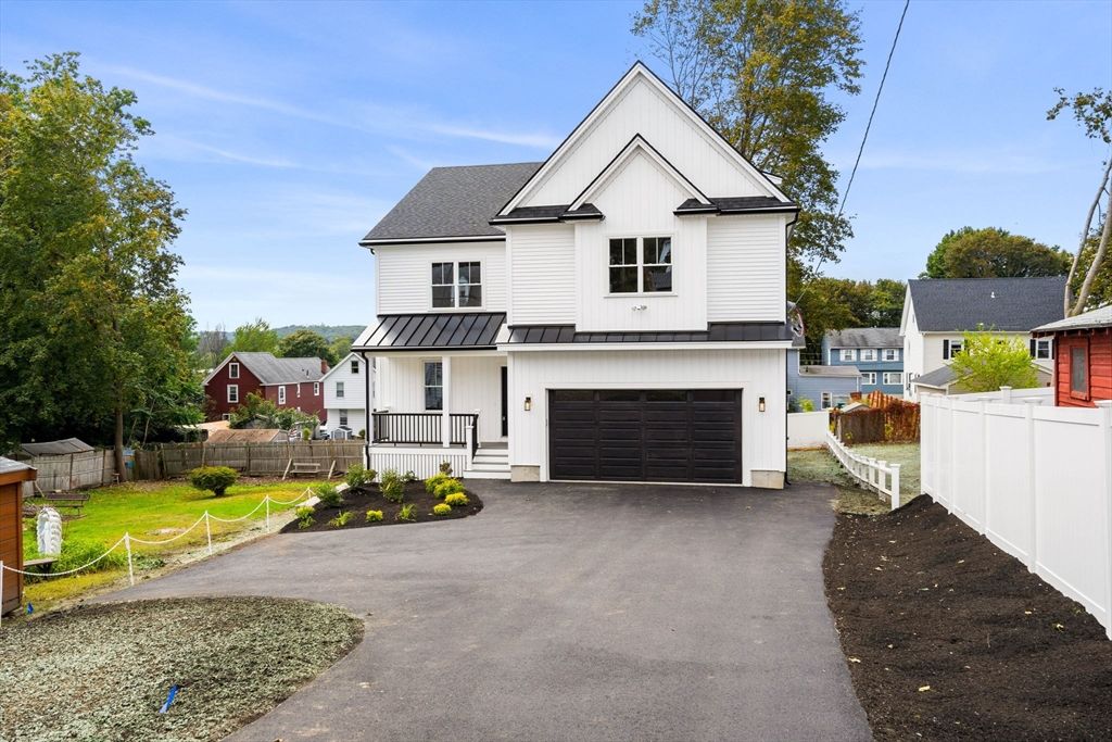 61 Mt Pleasant St, Woburn, MA 01801
