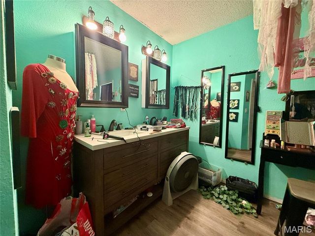 13306 Canuck Lane, Dixon, MO 65459