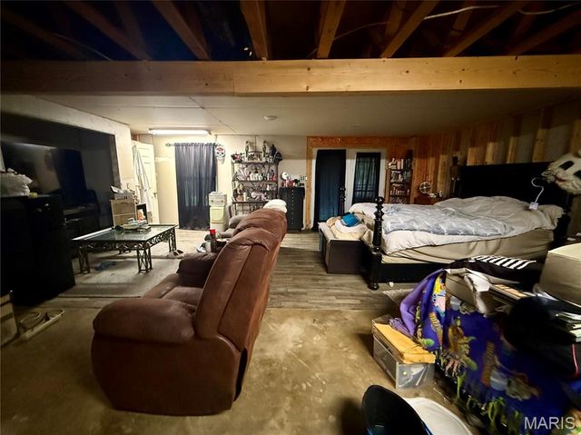 13306 Canuck Lane, Dixon, MO 65459