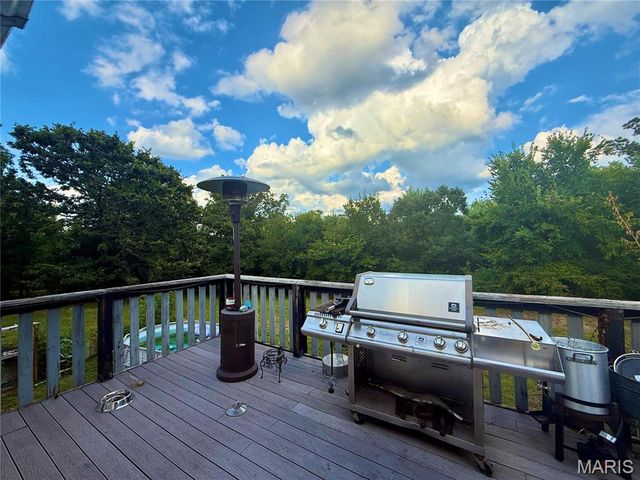 13306 Canuck Lane, Dixon, MO 65459