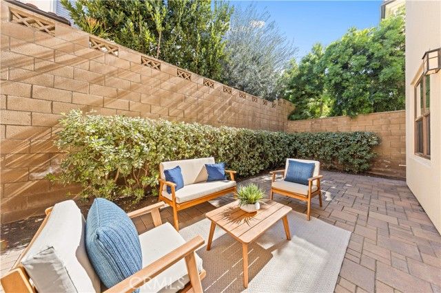 77 Painted Trellis, Irvine, CA 92620