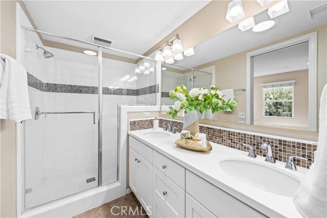 77 Painted Trellis, Irvine, CA 92620