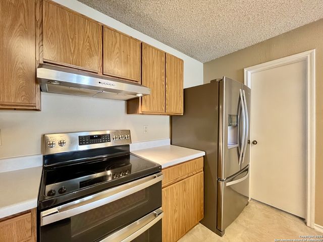 6730 Melody Canyon, San Antonio, TX 78239