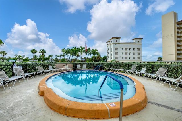 200 THE ESPLANADE N B20, Venice, FL 34285