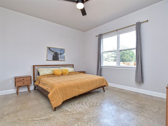 114 E Keomuku LN, Bastrop, TX 78602