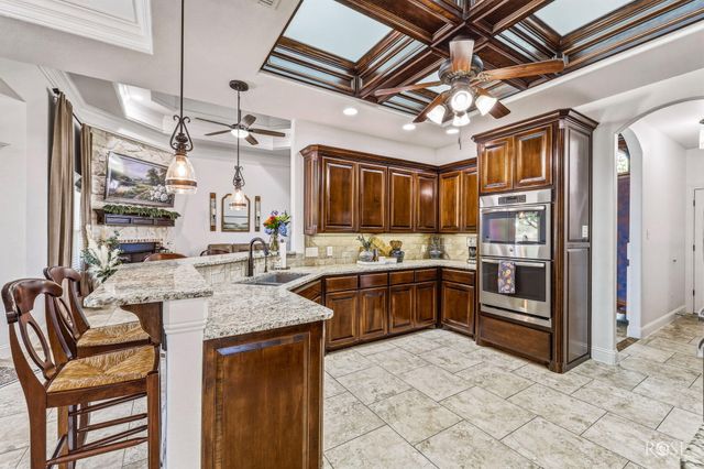 6005 Kingsbridge Drive, San Angelo, TX 76901