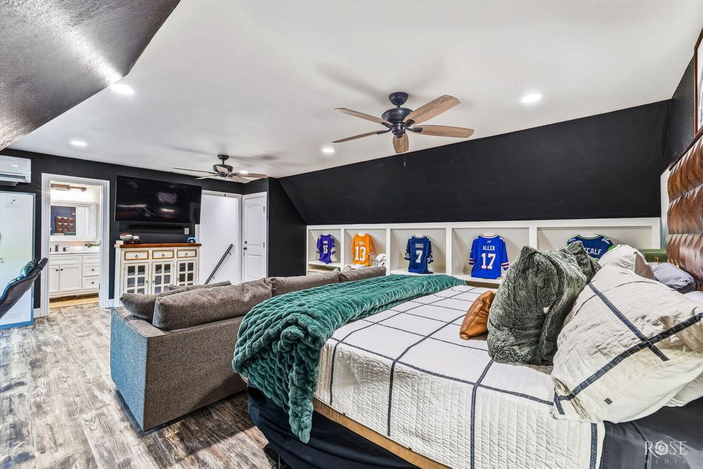 Image 43 of property listing at 6005 Kingsbridge Drive, San Angelo, TX 76901