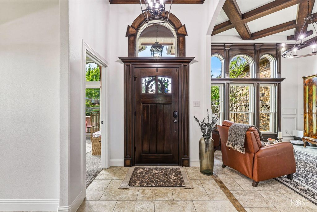 Image 9 of property listing at 6005 Kingsbridge Drive, San Angelo, TX 76901