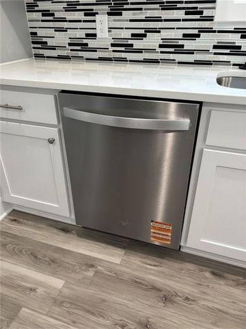 4909 S Creek Woods Drive, St Joseph, MO 64507